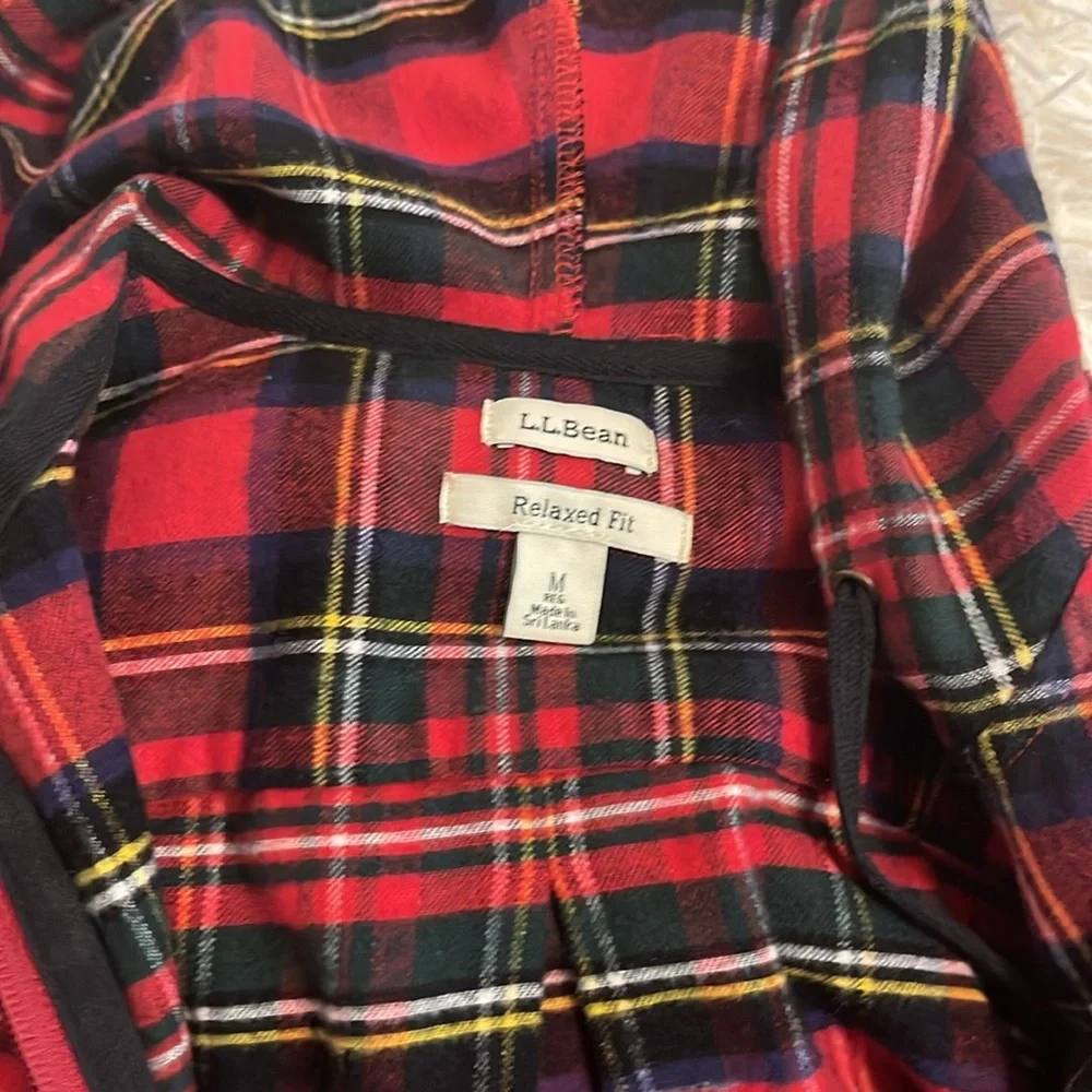 LLBean zip up flannel - Picture 5 of 10
